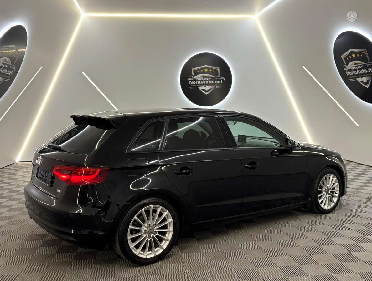 Audi A3, 1.6 l., Хэтчбек