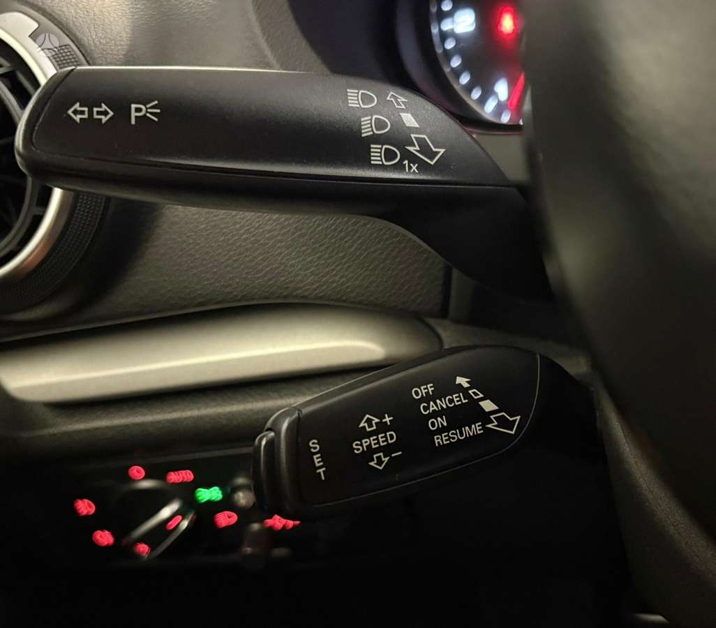 Audi A3, 1.6 l., Хэтчбек
