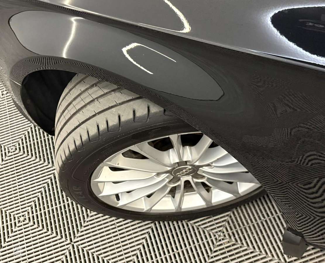 Audi A3, 1.6 l., Хэтчбек