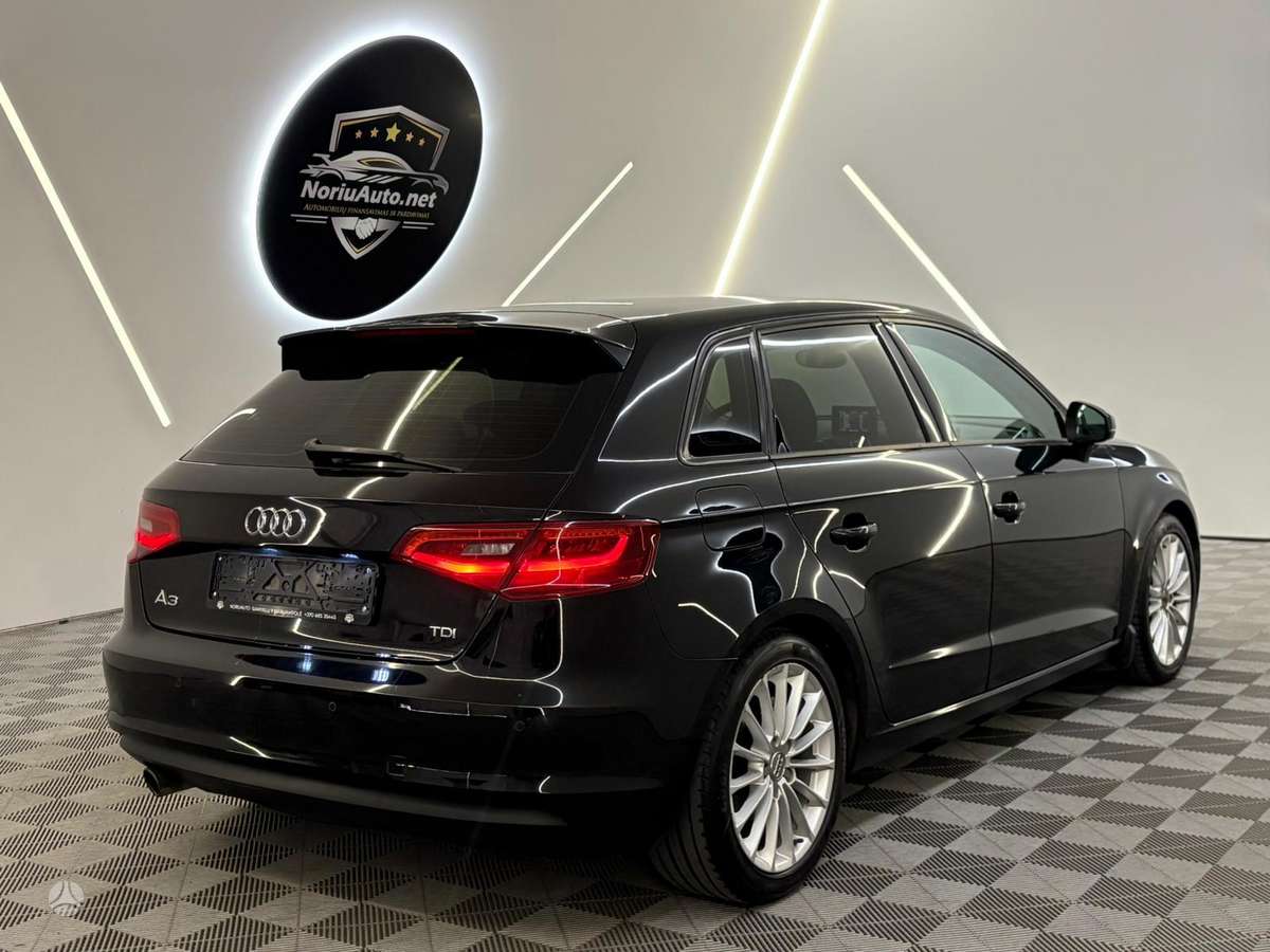 Audi A3, 1.6 l., Хэтчбек
