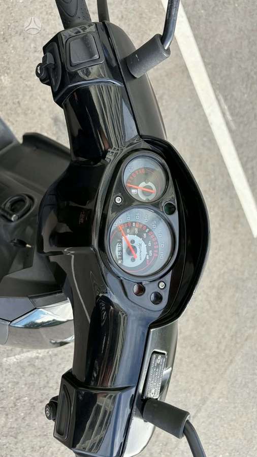 Piaggio Typhoon 49cc, мотороллеры / мопеды