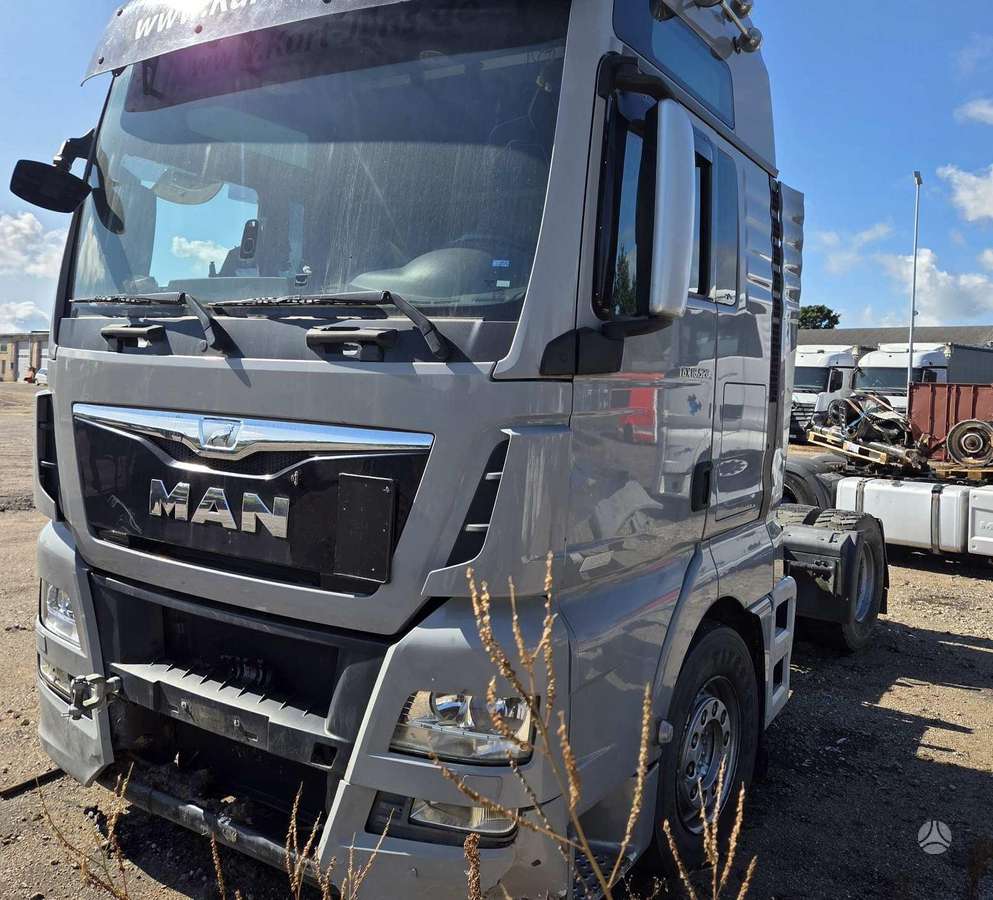 MAN TGX 18.520, тягачи
