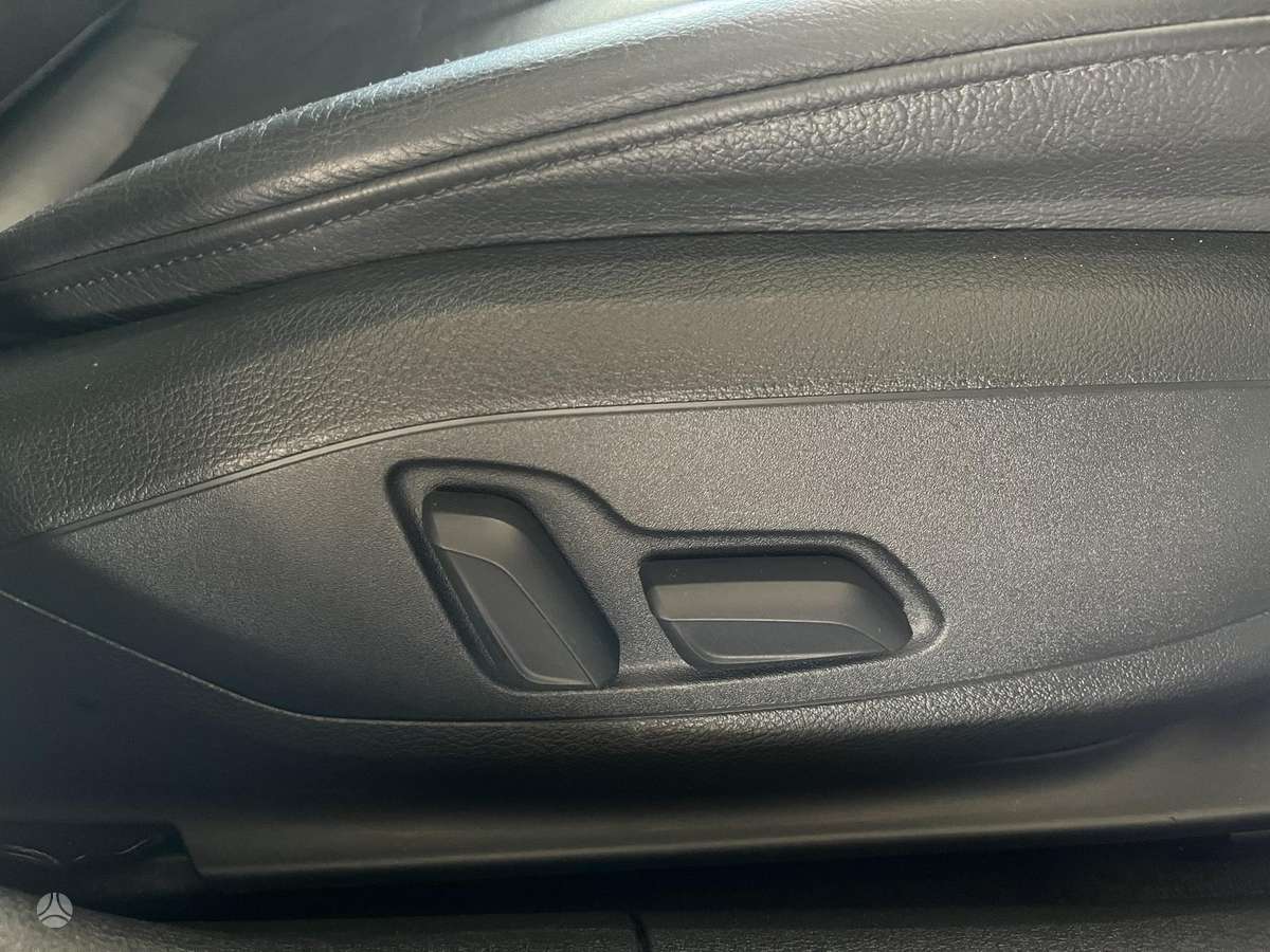 Audi A4, 2.0 l., Седан