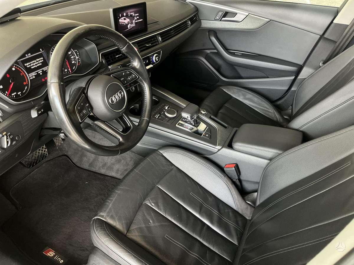 Audi A4, 2.0 l., Седан