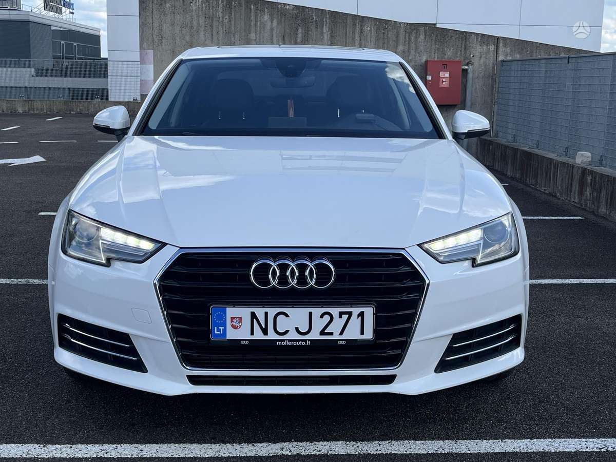 Audi A4, 2.0 l., Седан