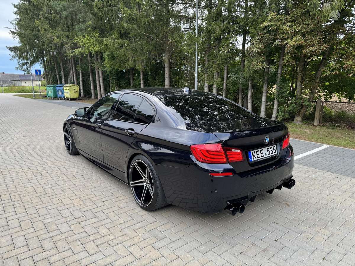BMW 535, 3.0 l., Седан