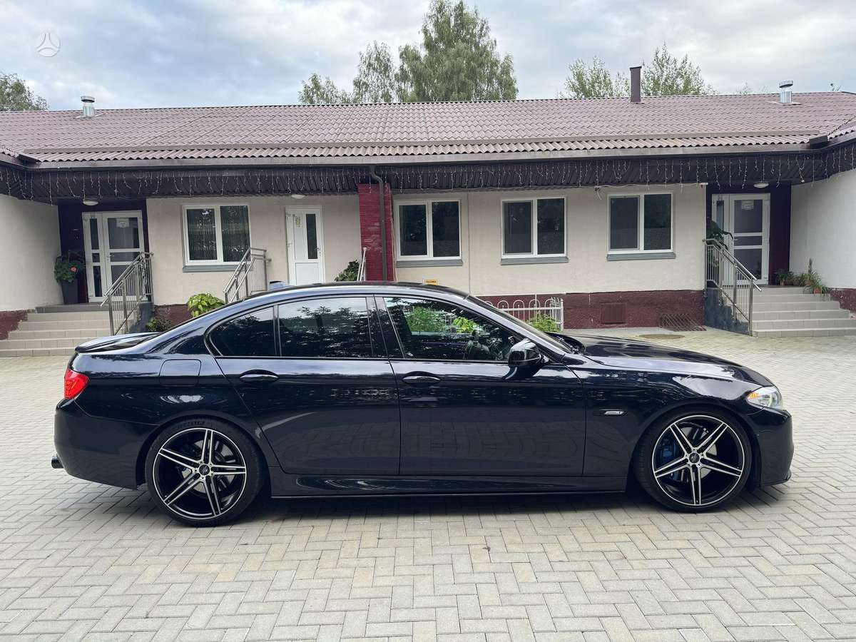 BMW 535, 3.0 l., Седан