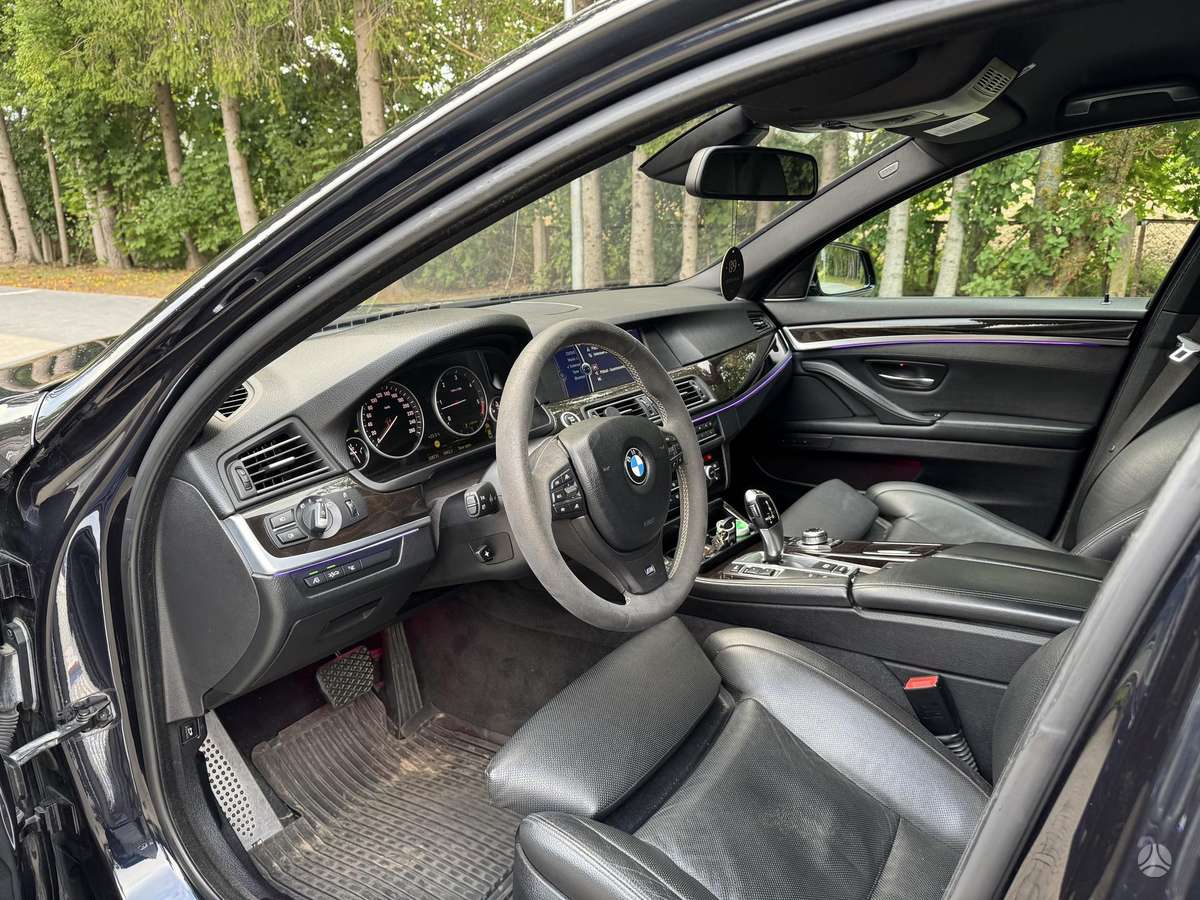 BMW 535, 3.0 l., Седан