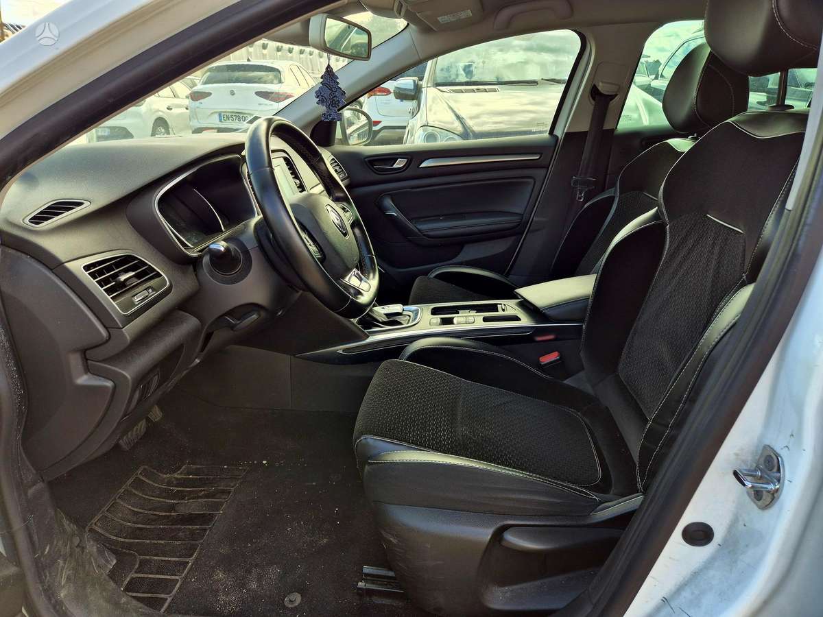 Renault Megane - 8