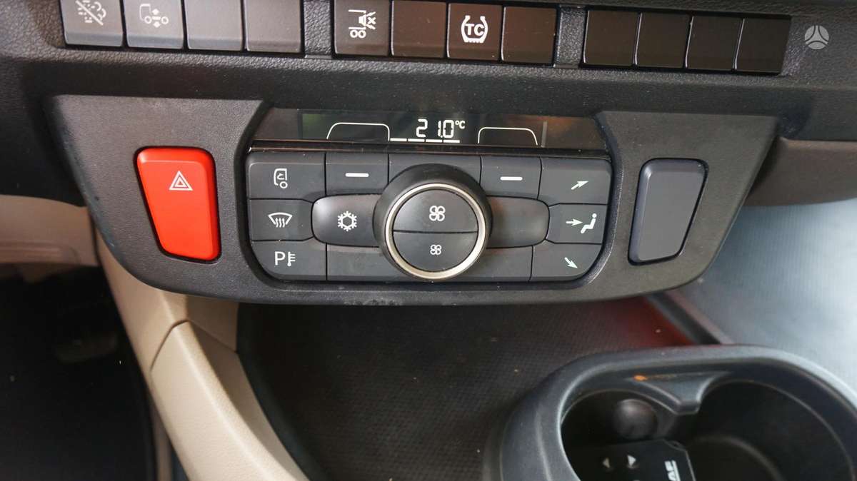 DAF XG480, 2 miegamosios vietos