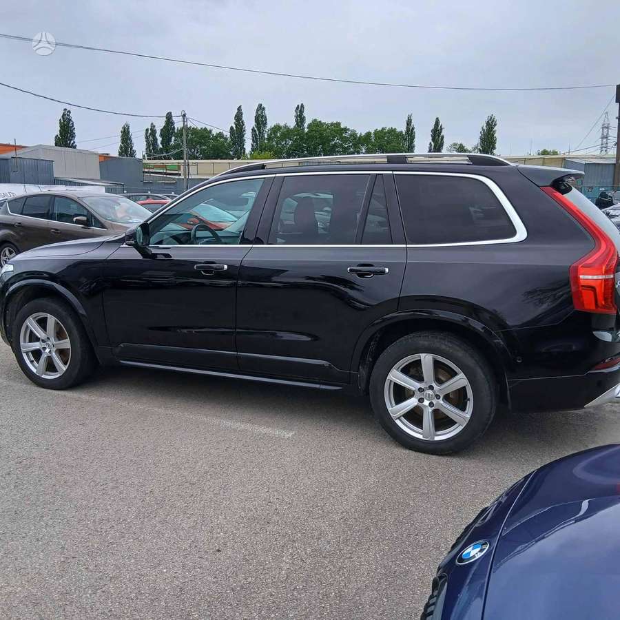 Volvo XC90 - 6