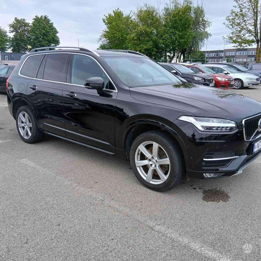 Volvo XC90 - 8