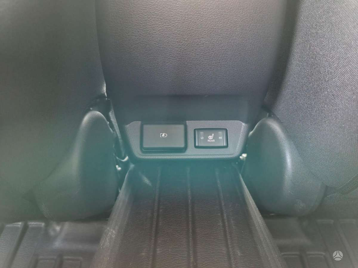 Nissan Leaf, hatchback