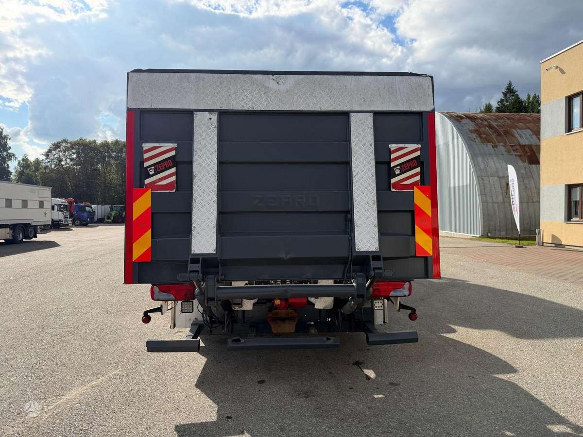 MAN TGX 26.480, container trucks