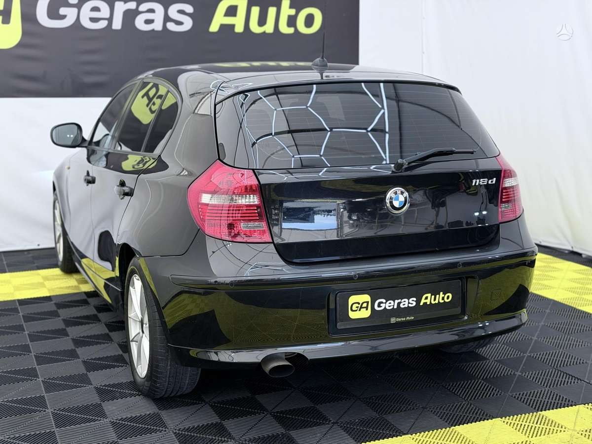 BMW 118, 2.0 l., hatchback