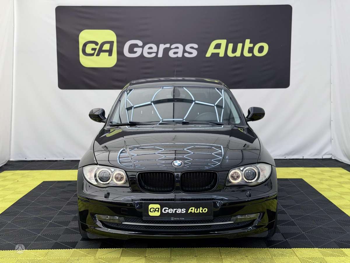 BMW 118, 2.0 l., hatchback