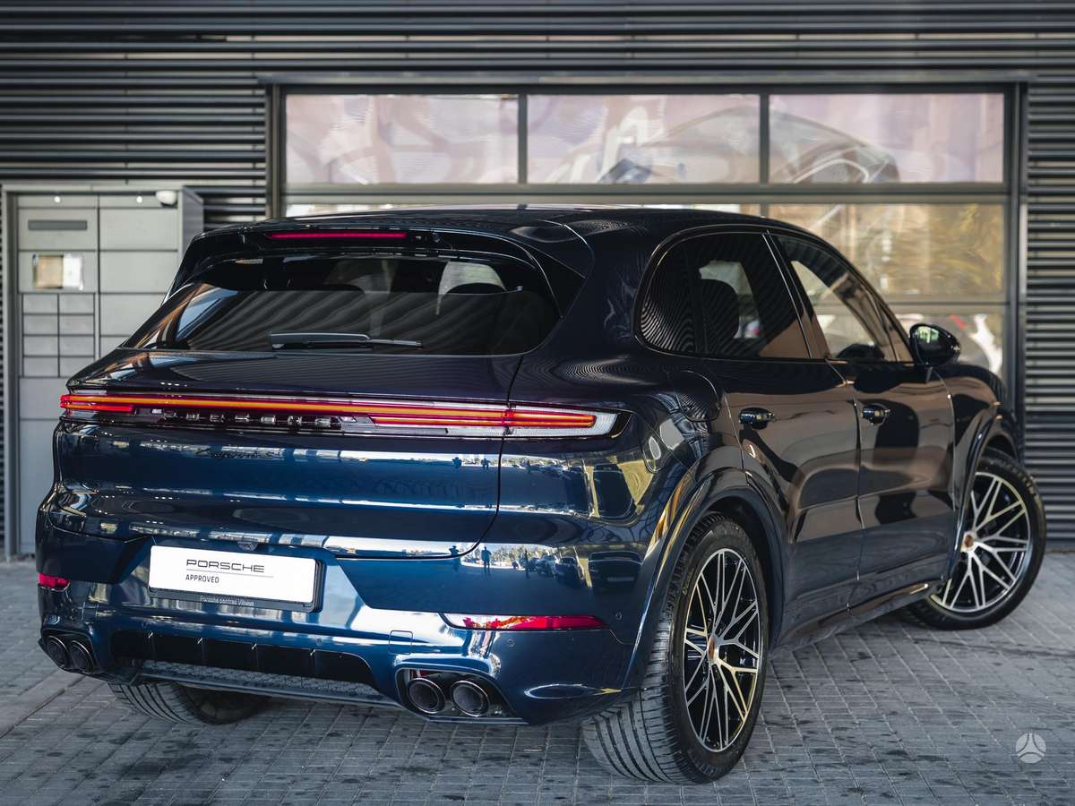 Porsche Cayenne - 5