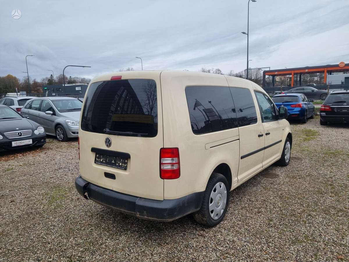 Volkswagen Caddy Maxi - 2