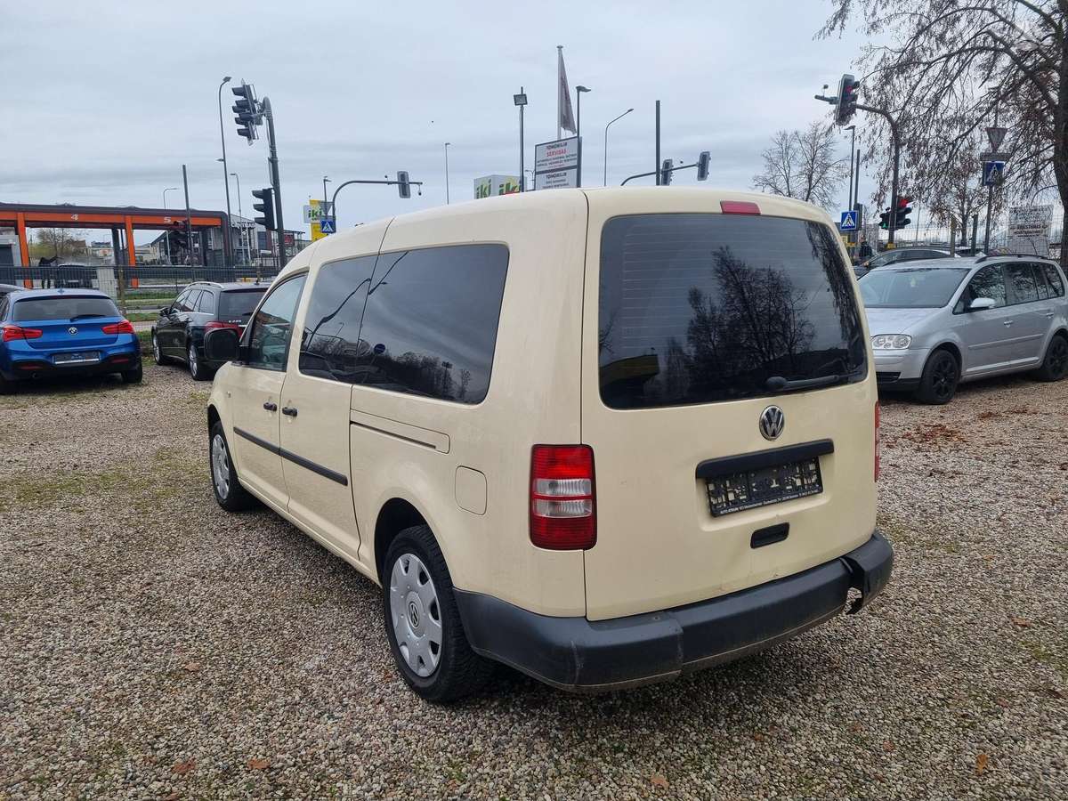 Volkswagen Caddy Maxi - 3