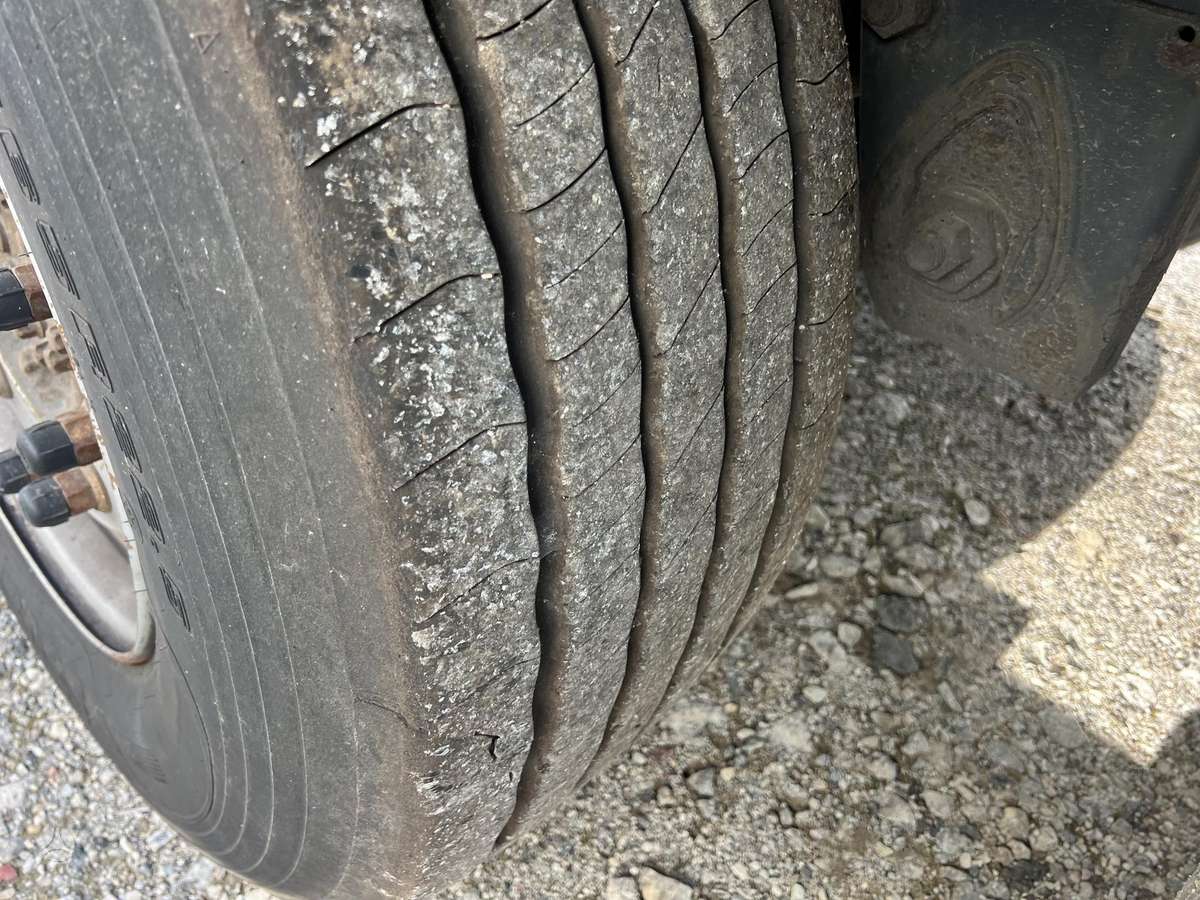 Krone, užuolaidinės / tentinės