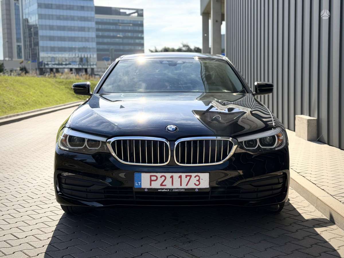 BMW 520, 2.0 l., Седан