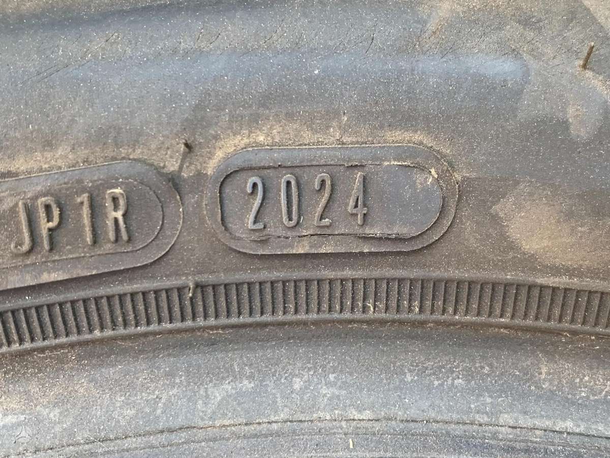 Goodyear, летние 215/50 R18