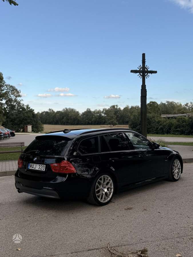 BMW 318, 2.0 l., Универсал