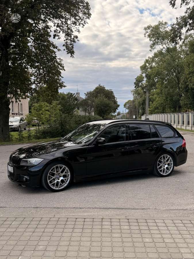 BMW 318, 2.0 l., wagon