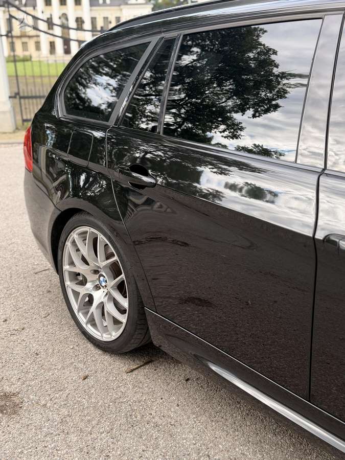 BMW 318, 2.0 l., wagon