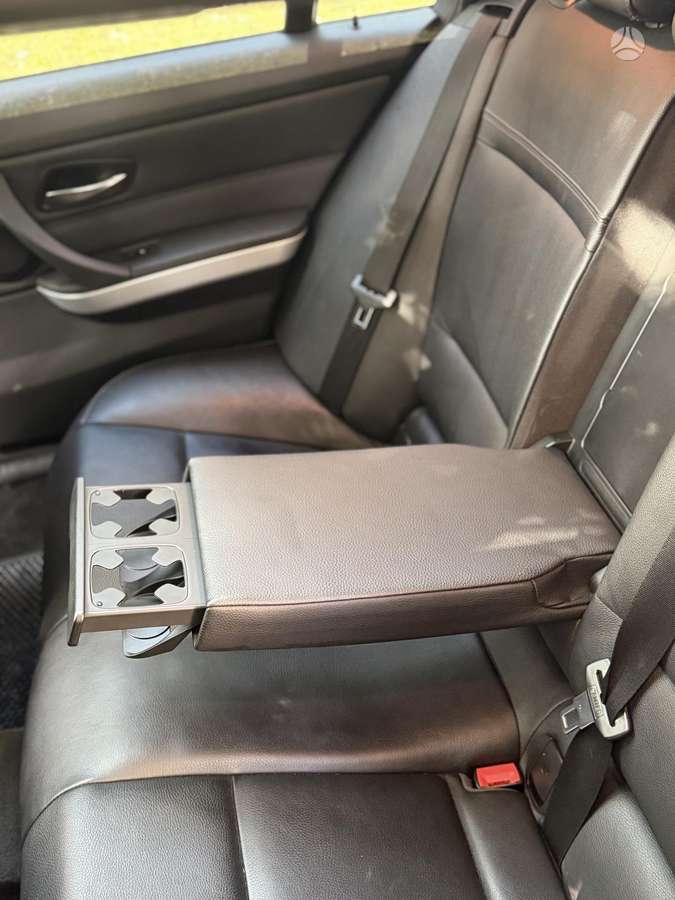 BMW 318, 2.0 l., wagon