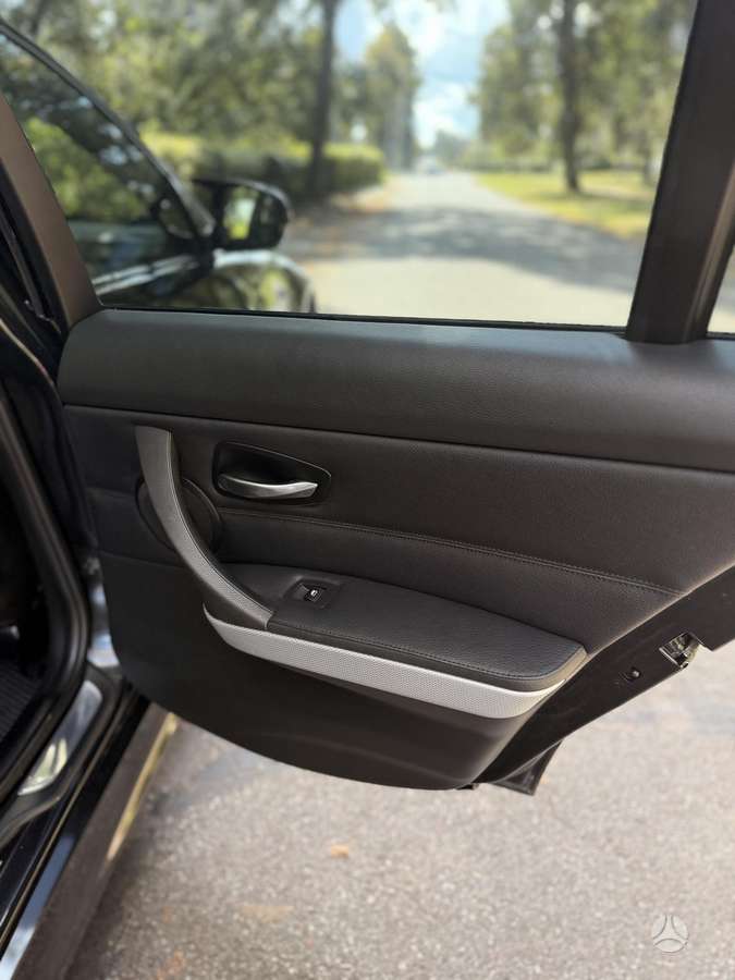 BMW 318, 2.0 l., wagon