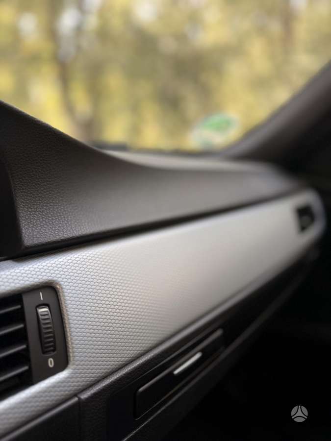 BMW 318, 2.0 l., wagon