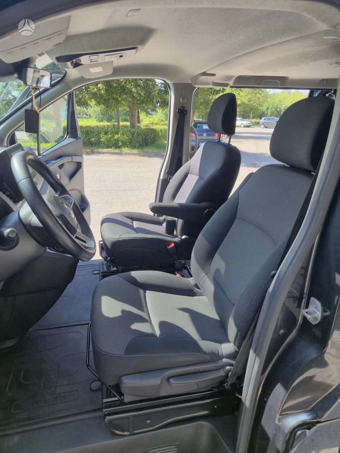 Renault Trafic - 12