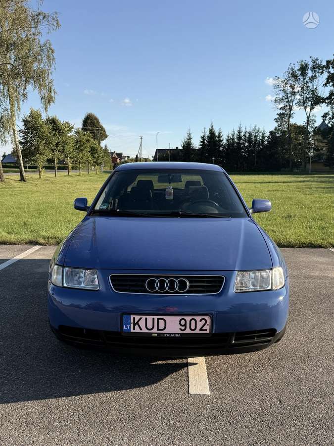 Audi A3, 1.8 l., Хэтчбек