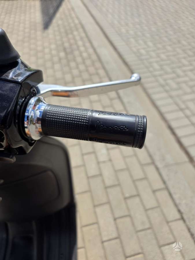 Piaggio Vespa 50cc, мотороллеры / мопеды