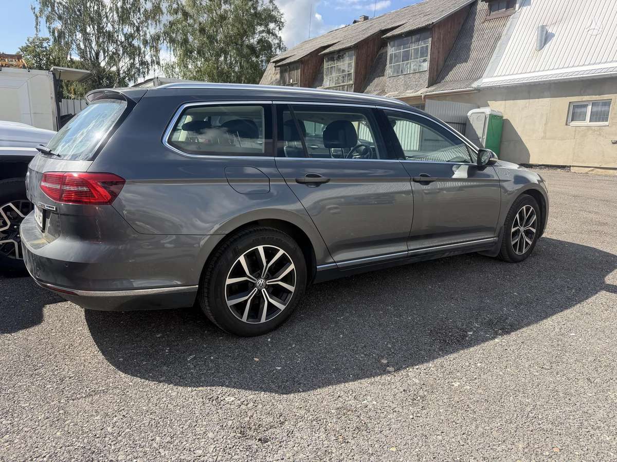 Volkswagen Passat, 2.0 l., Универсал