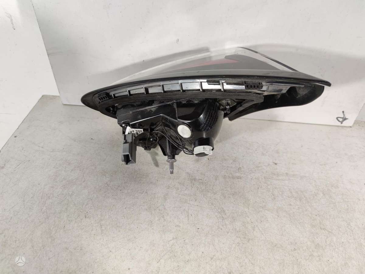 Ford Puma, L1TB13A603AD, doors, lights
