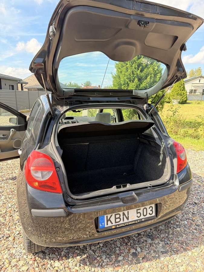 Renault Clio, 1.5 l., hatchback