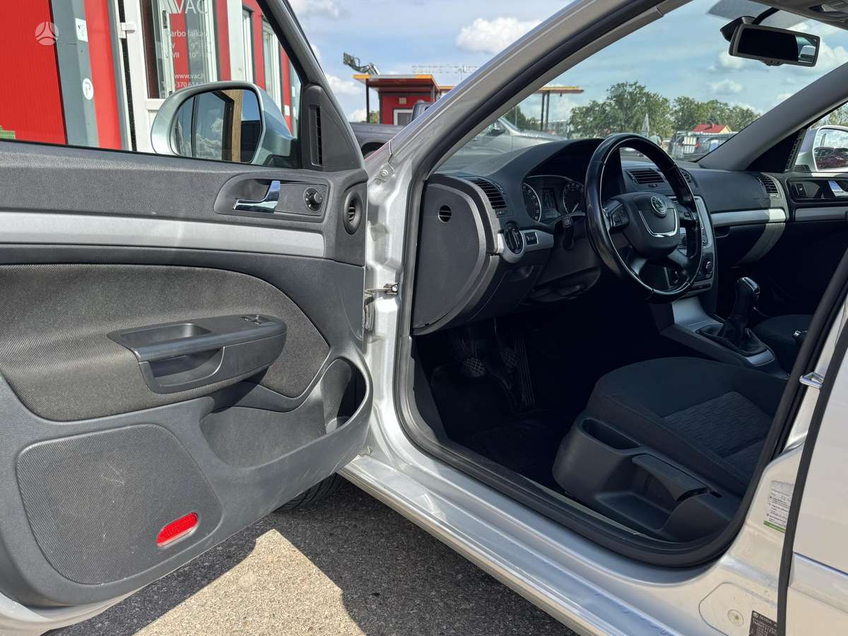 Skoda Octavia, 1.6 l., Универсал