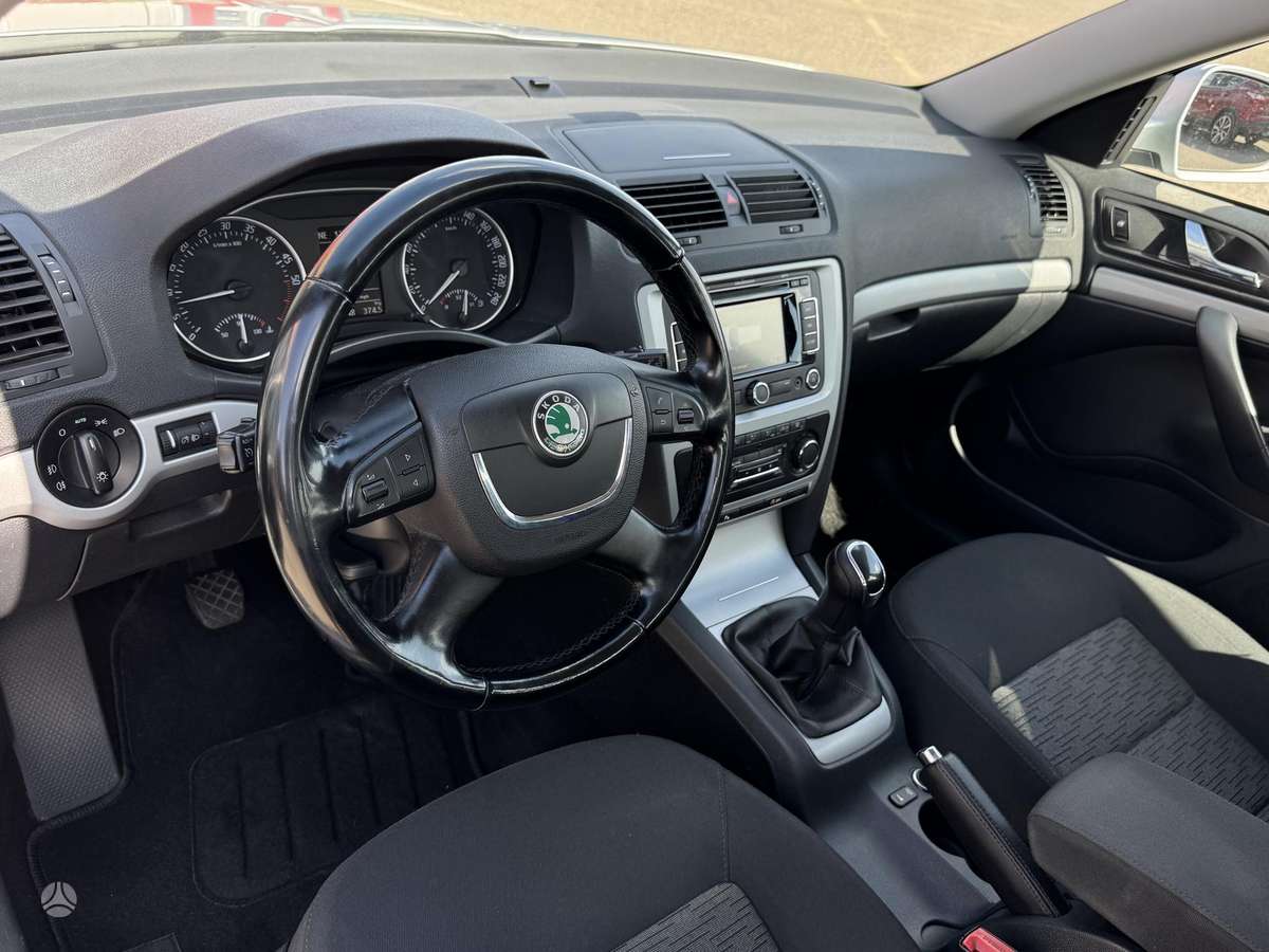 Skoda Octavia, 1.6 l., Универсал