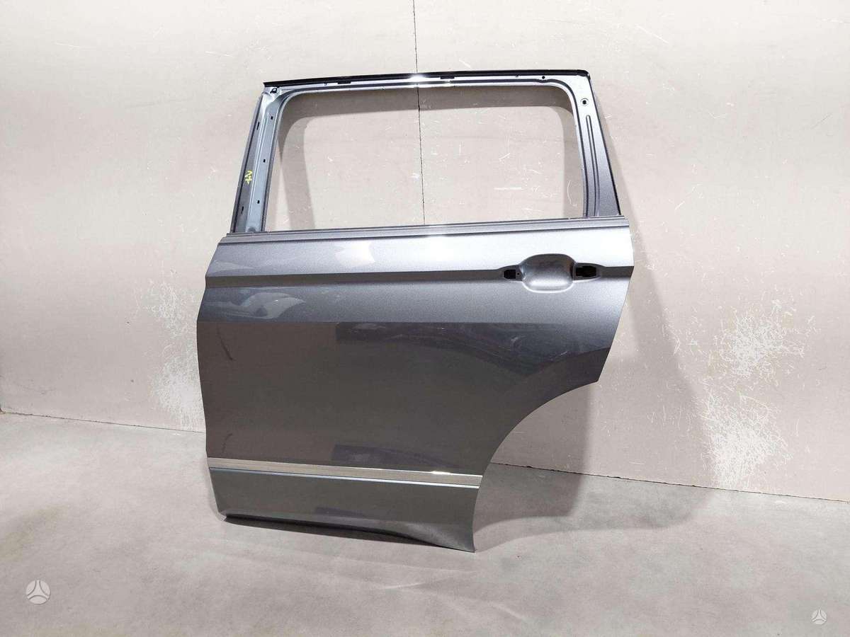 Volkswagen Tiguan Allspace durys