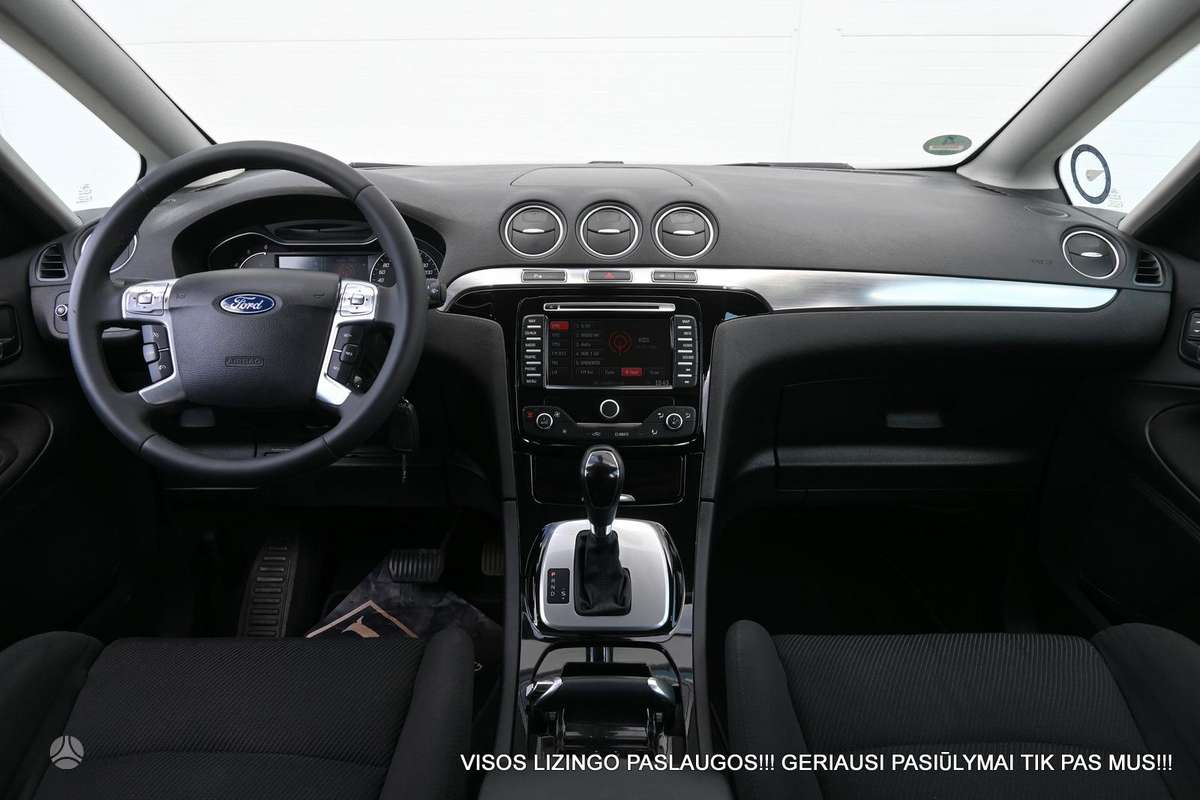 Ford S-MAX 2010 — photo 27
