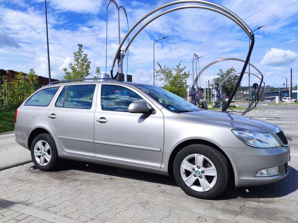 Skoda Octavia, 1.6 l., Универсал