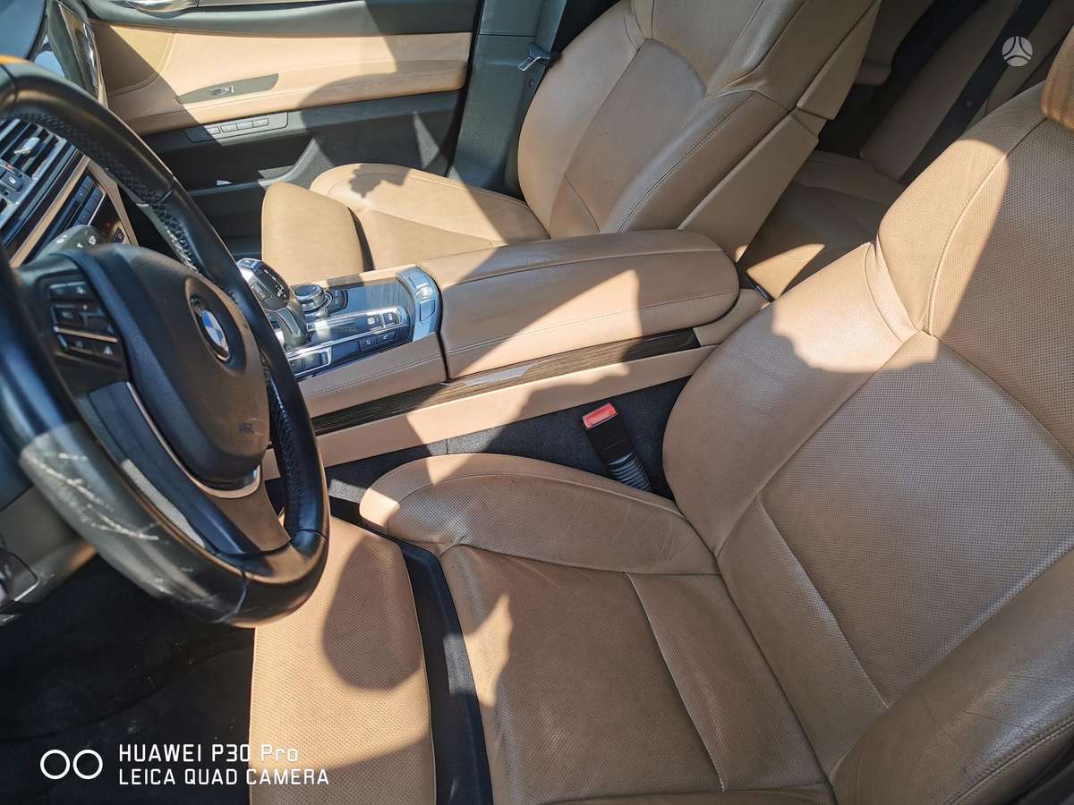 BMW 740, 3.0 l., Седан