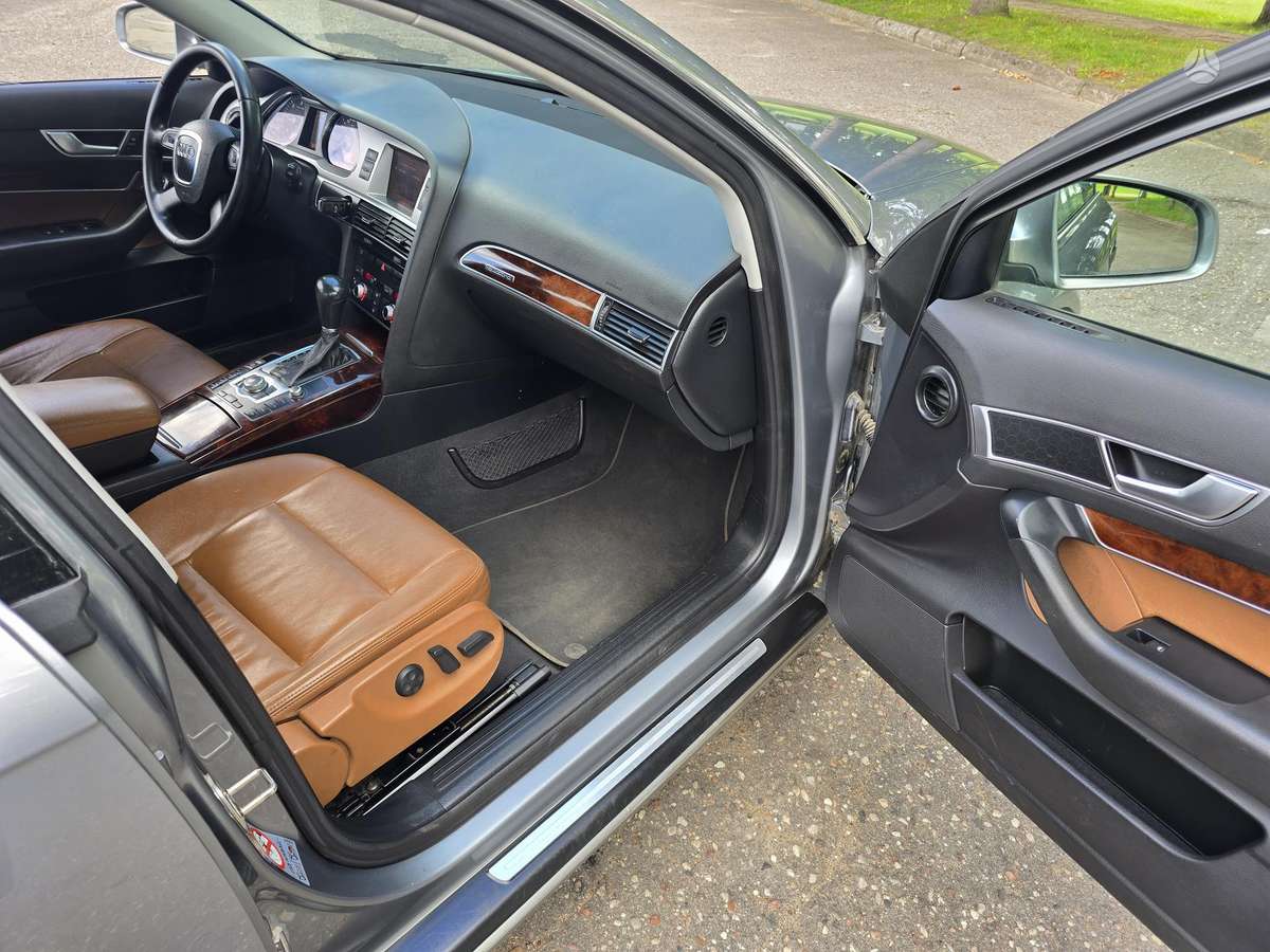 Audi A6, 3.0 l., Седан