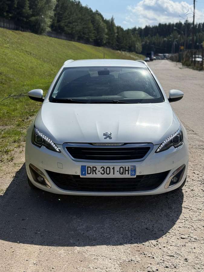 Peugeot 308, 1.2 l., Универсал