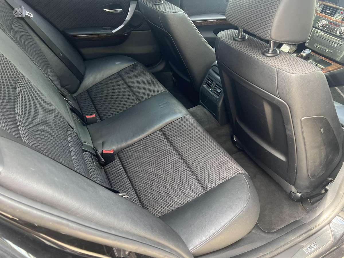 BMW 320, 2.0 l., wagon