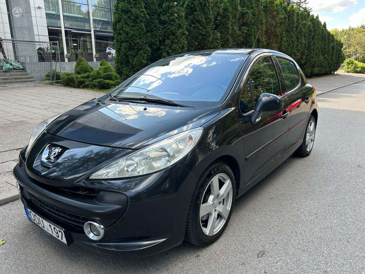 Peugeot 207, 1.6 l., hatchback