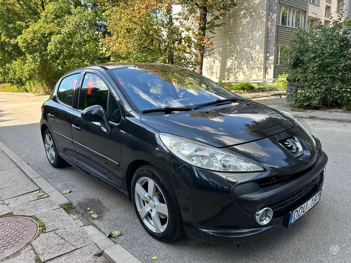 Peugeot 207, 1.6 l., hatchback