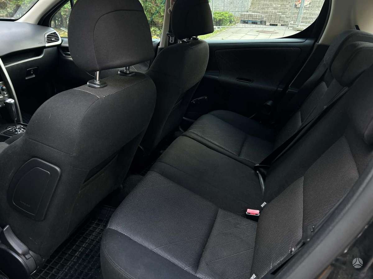 Peugeot 207, 1.6 l., hatchback